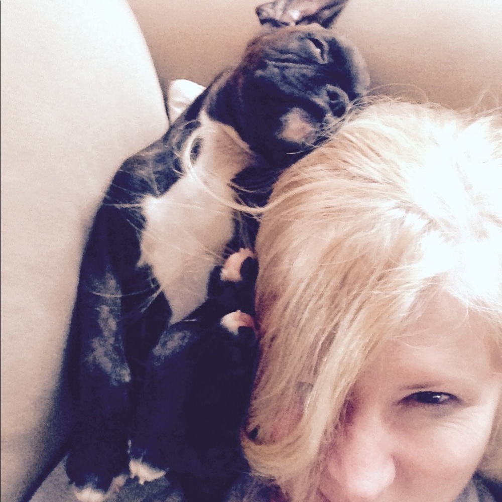 Meet your Posher, Angi